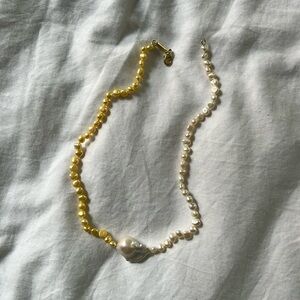 Machete duo pearl necklace